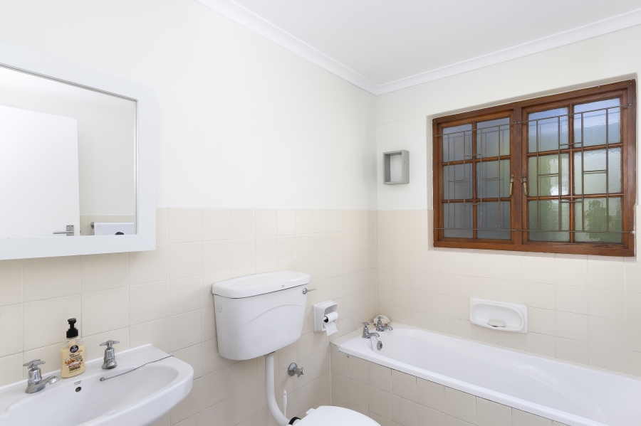 To Let 3 Bedroom Property for Rent in Helena Heights Western Cape
